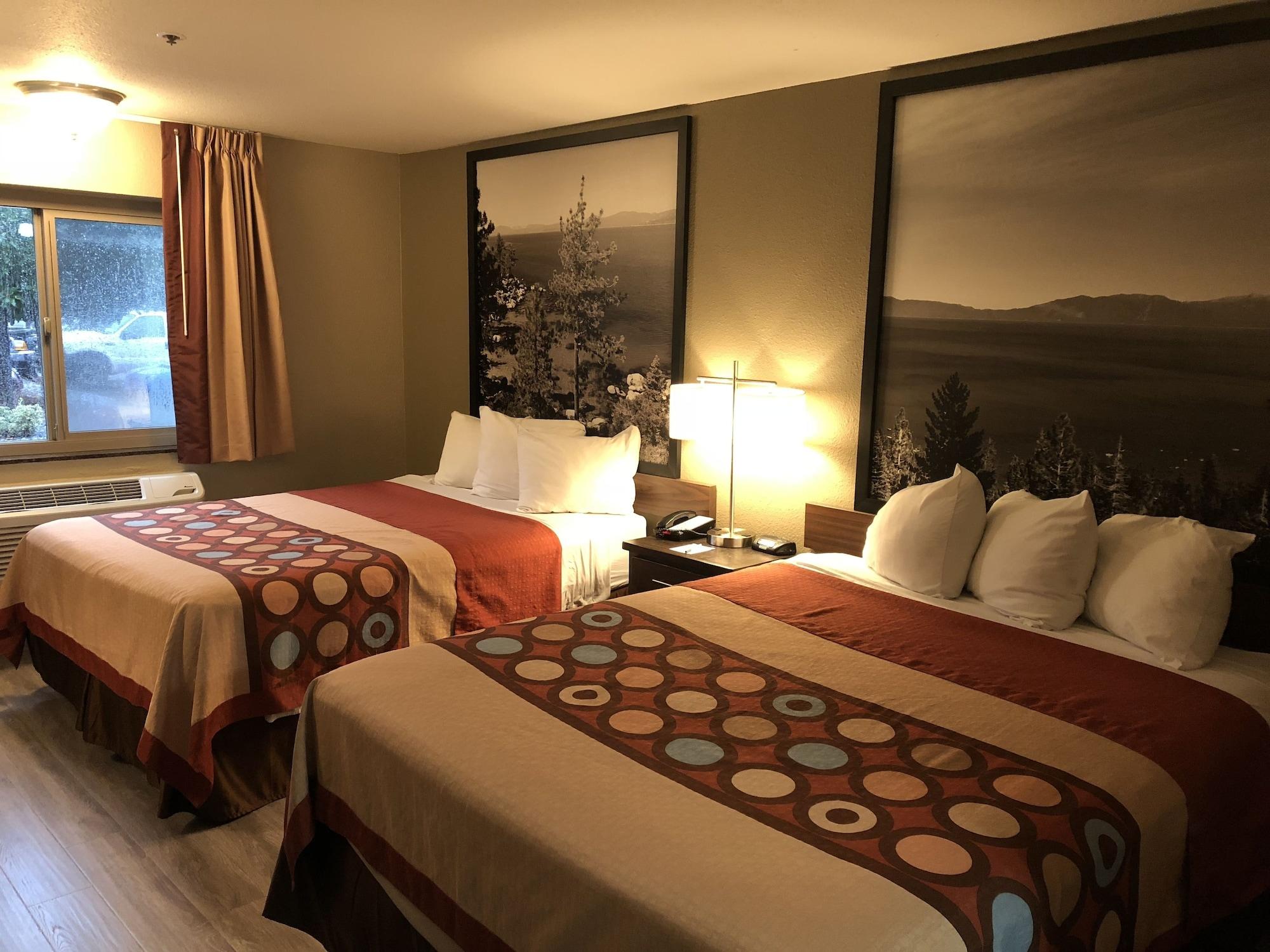Super 8 By Wyndham Redding Hotel Bagian luar foto